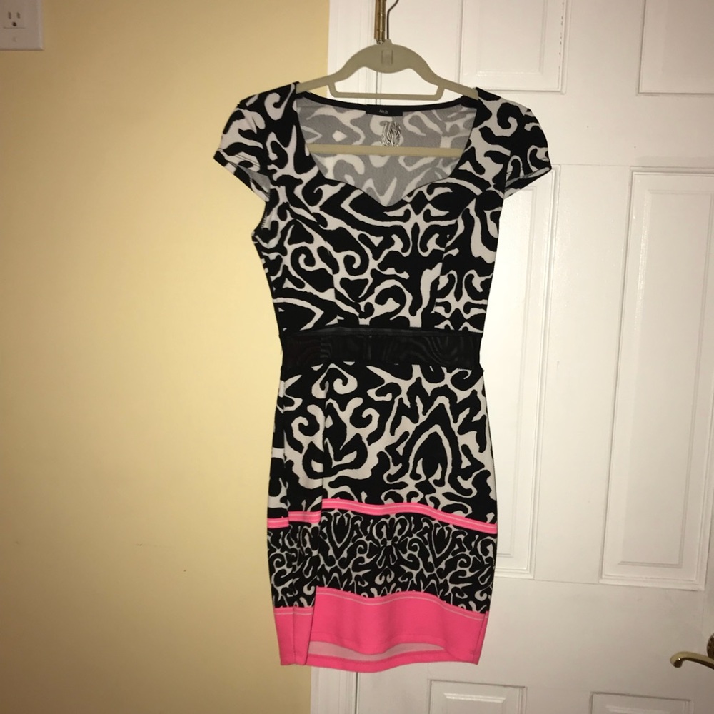 Black White & Pink printed dress